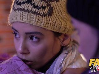 Der Trainer und die schlanke Brünette