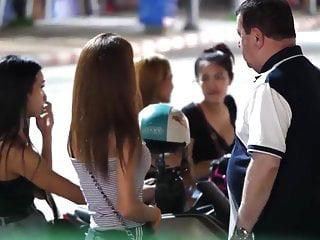 Vom Strand in den Arsch gefickt