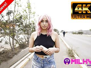 Hübsches Latina Girl wird für den Job - hd Porno