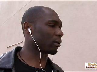 Rothaarige Milf braucht dringend einen Schwanz