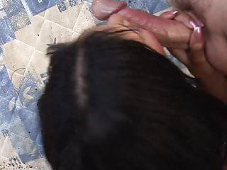 Blondine mit dicken Titten wird von hinten gefickt