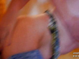 Amateurin aus Frankreich - Analsex und Sperma im Hotelzimmer