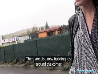 Jessica beil in der Öffentlichkeit gefickt