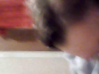 Schlampe bläst und fickt schwarzen Schwanz